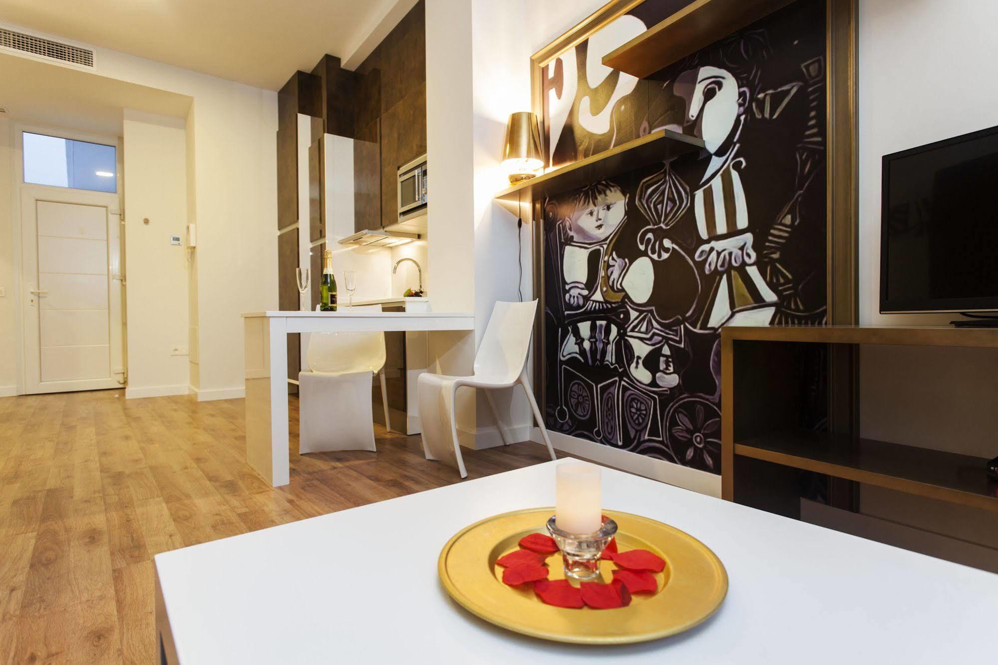 Picasso Suites מאלגה מראה חיצוני תמונה