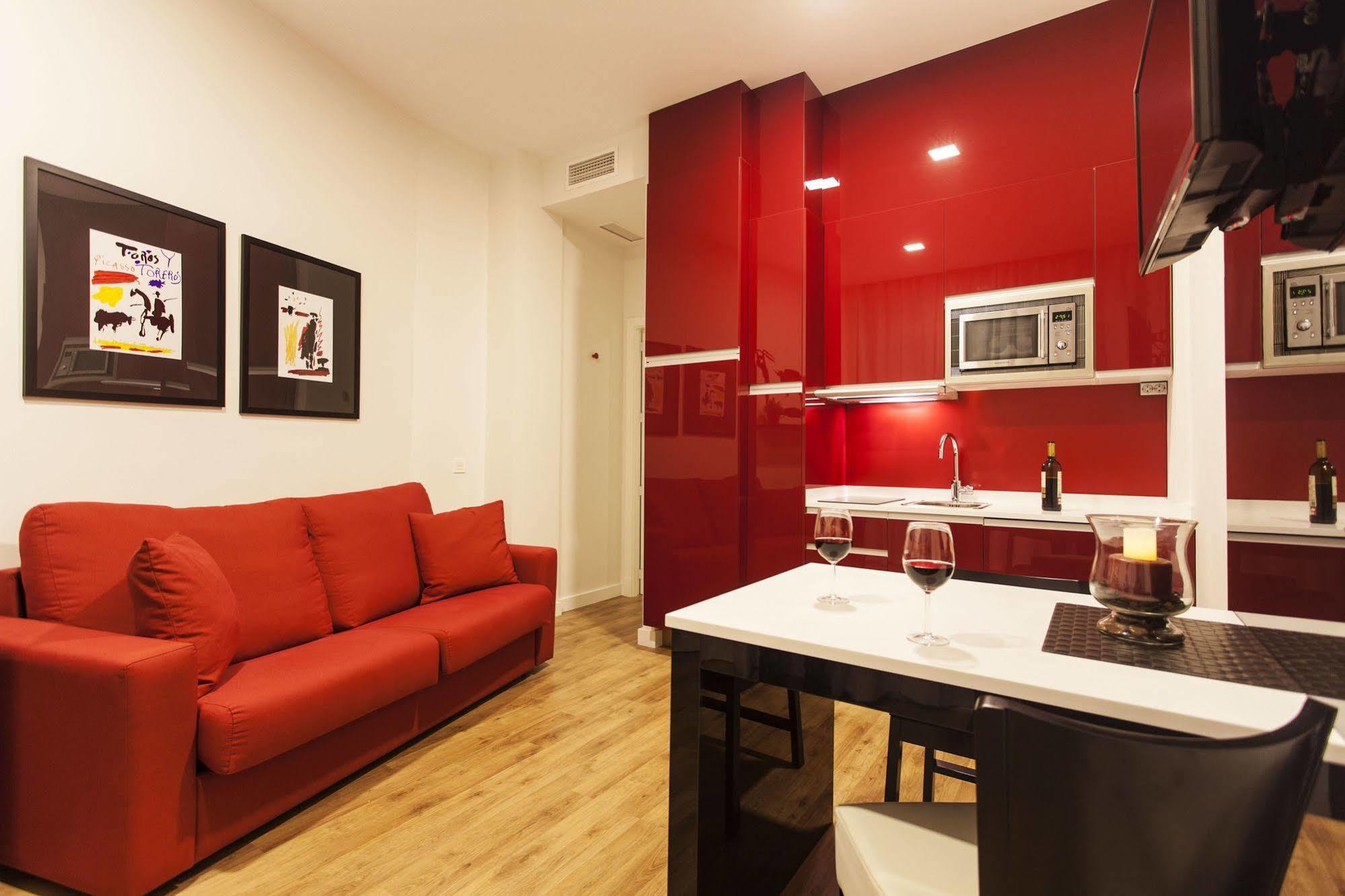 Picasso Suites מאלגה מראה חיצוני תמונה